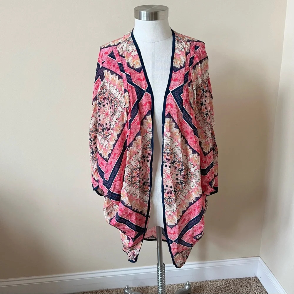 Feathers By Tolani Geometric Print Shawl Kimono T… - image 2